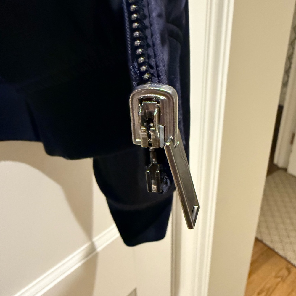 Gucci Navy Blue Logo/ Solid Reversible Jacket - image 5